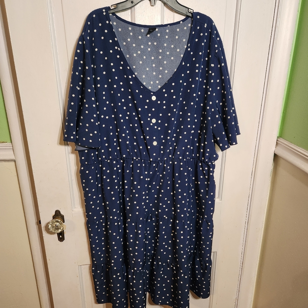 Bundle of TWO Shein Dresses - Picture 8 of 11